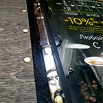 Деревянная папка меню с кольцевым механизмом для сети кальянных в Москве I am Smoking